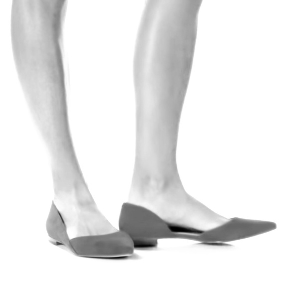 Stylish Marc Fisher LTD Pointy Toe Flats - Picture 8 of 8